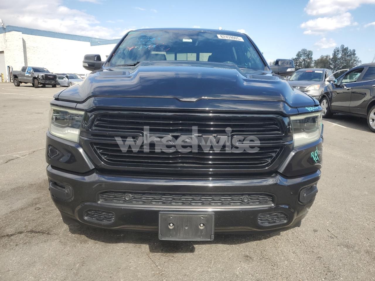 Photo 5 of 2021 RAM 1500 LARAMIE (VIN 1C6RREJT2MN820857)