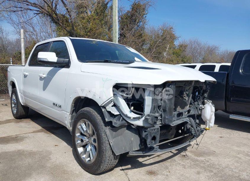 2022 Ram 1500 LARAMIE 4X2 5'7 BOX (VIN 1C6RREJT2NN354929) main photo