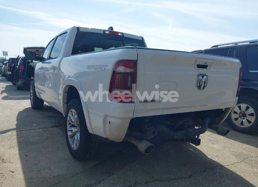 Photo 3 of 2022 Ram 1500 LARAMIE 4X2 5'7 BOX (VIN 1C6RREJT2NN354929)