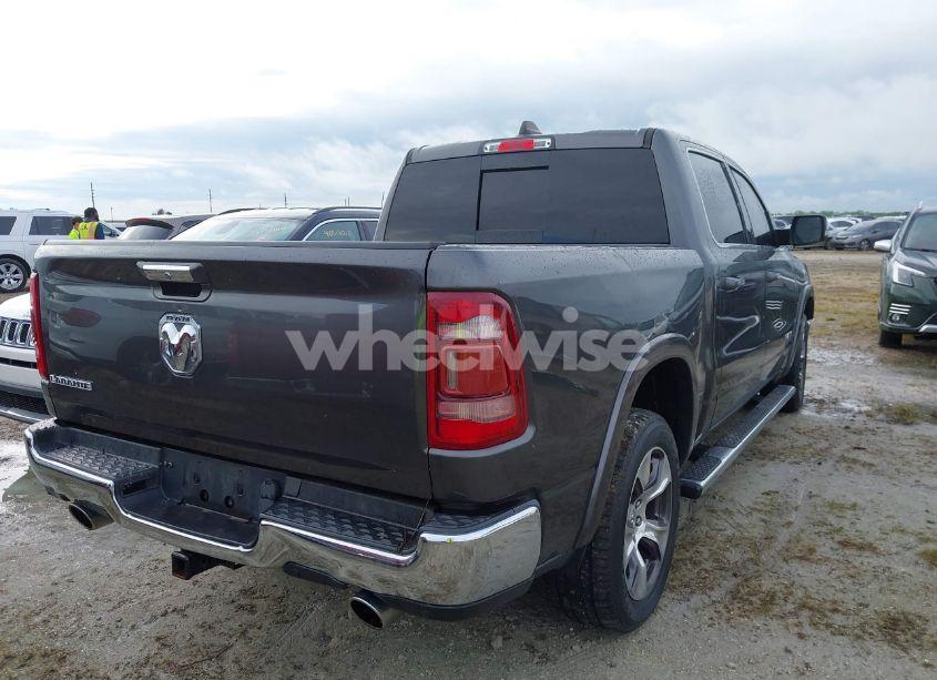 Photo 4 of 2019 Ram 1500 LARAMIE 4X2 5'7 BOX (VIN 1C6RREJT3KN740450)