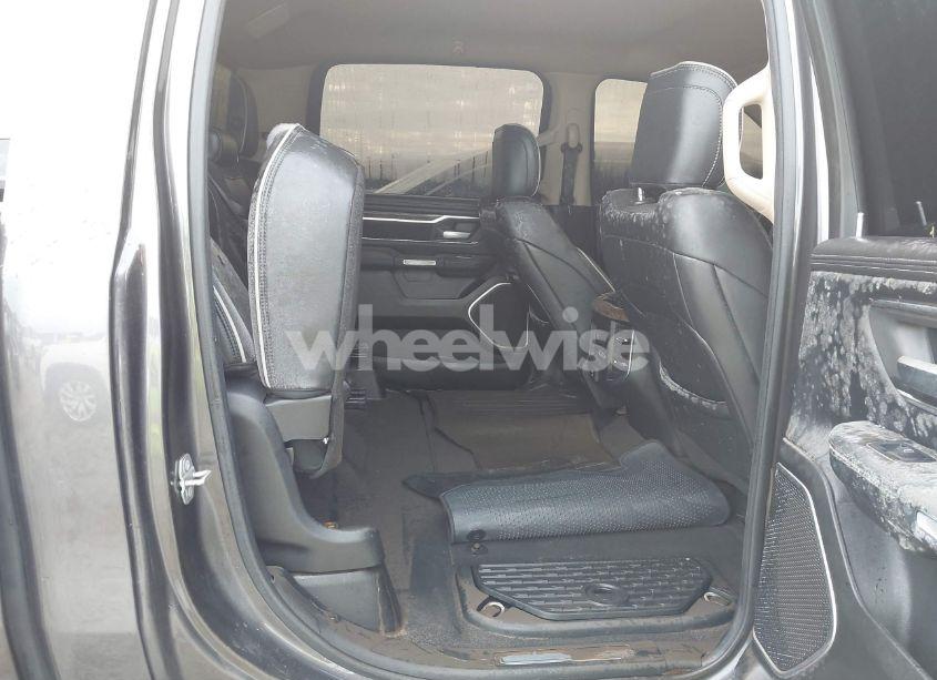 Photo 8 of 2019 Ram 1500 LARAMIE 4X2 5'7 BOX (VIN 1C6RREJT3KN740450)