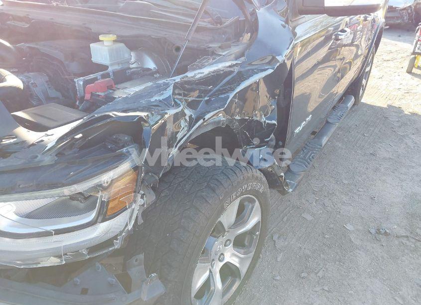 Photo 6 of 2019 Ram 1500 LARAMIE 4X2 5'7 BOX (VIN 1C6RREJT4KN535137)