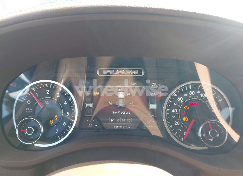 Photo 7 of 2019 Ram 1500 LARAMIE 4X2 5'7 BOX (VIN 1C6RREJT4KN535137)