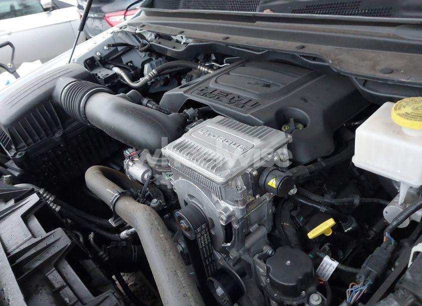 Photo 10 of 2024 Ram 1500 LARAMIE 4X2 5'7 BOX (VIN 1C6RREJT4RN205234)