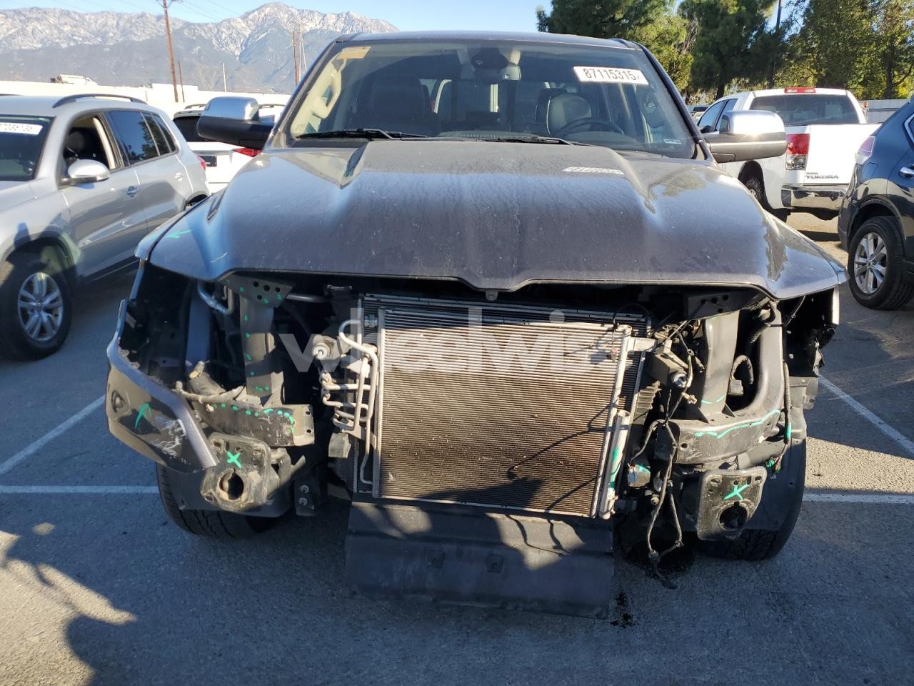 Photo 5 of 2020 RAM 1500 LARAMIE (VIN 1C6RREJT7LN321406)