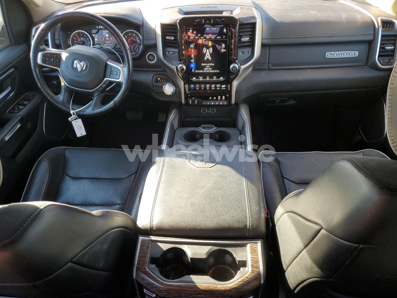 Photo 8 of 2020 RAM 1500 LARAMIE (VIN 1C6RREJT7LN321406)