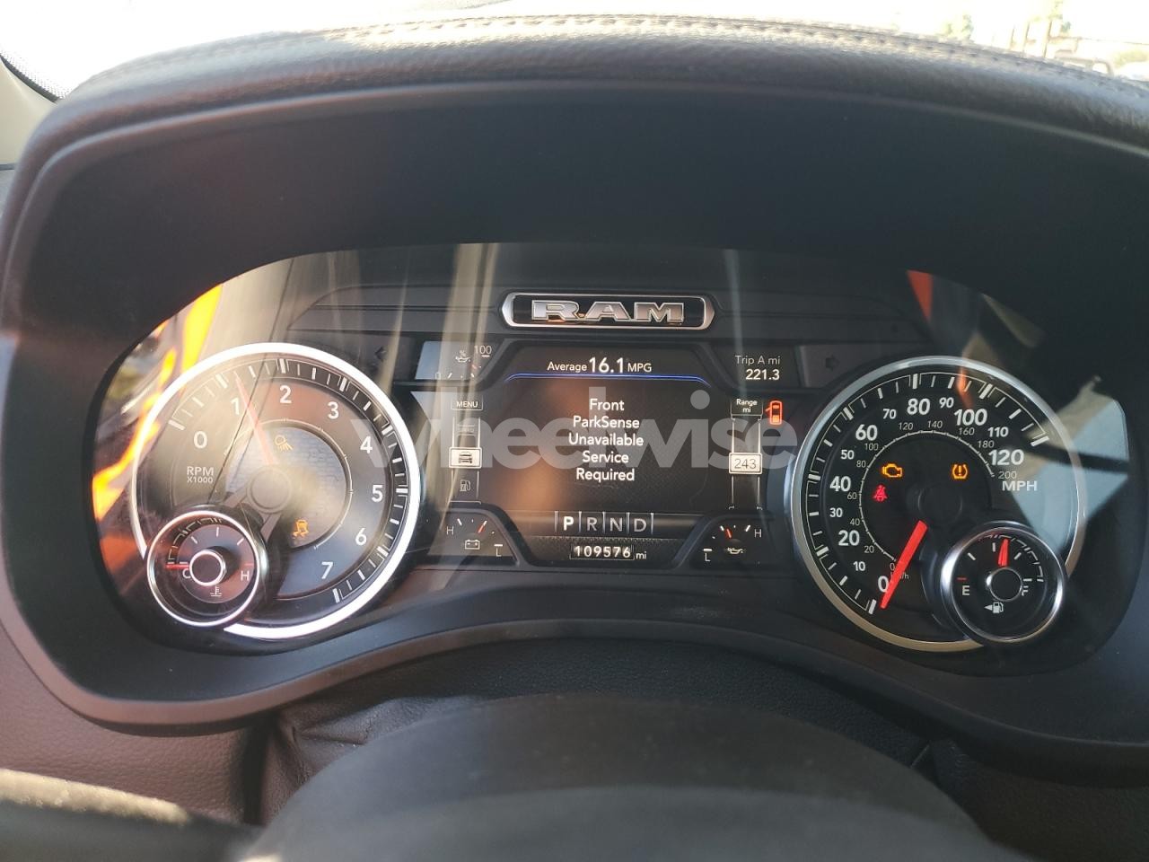Photo 9 of 2020 RAM 1500 LARAMIE (VIN 1C6RREJT7LN321406)
