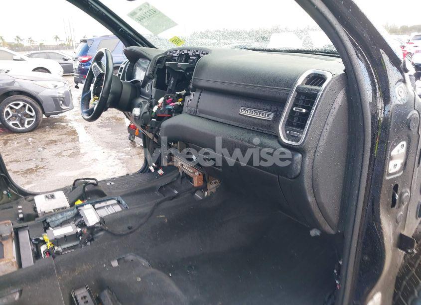 Photo 5 of 2021 Ram 1500 (VIN 1C6RREJT7MN673743)