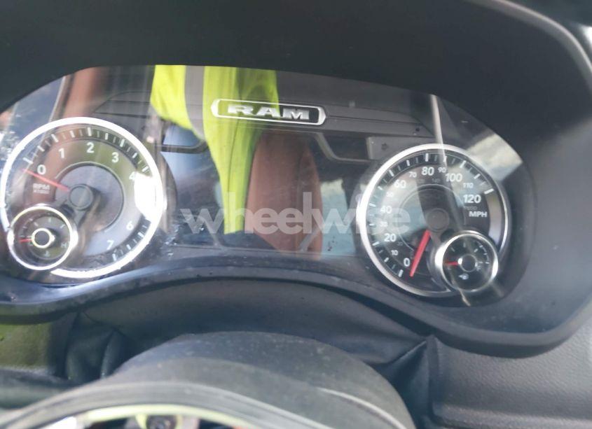 Photo 7 of 2021 Ram 1500 (VIN 1C6RREJT7MN673743)