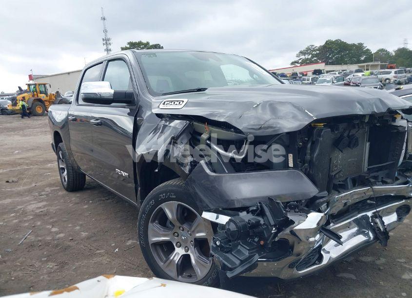 2024 Ram 1500 LARAMIE 4X2 5'7 BOX (VIN 1C6RREJT7RN219161) main photo