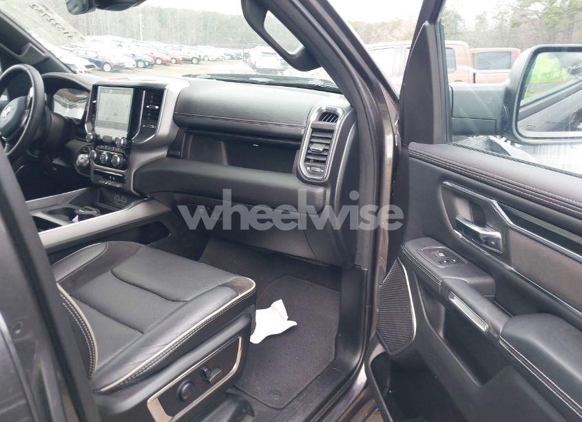 Photo 5 of 2024 Ram 1500 LARAMIE 4X2 5'7 BOX (VIN 1C6RREJT7RN219161)