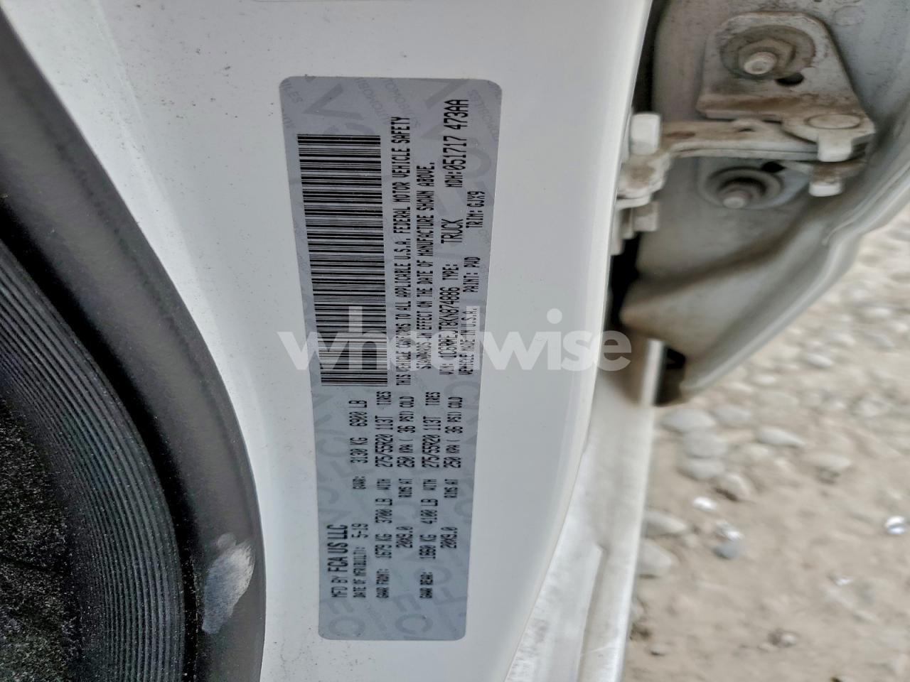 Photo 12 of 2019 RAM 1500 LARAMIE (VIN 1C6RREJT8KN874886)