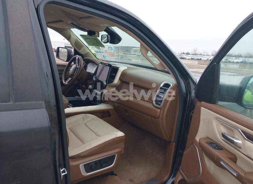 Photo 5 of 2020 Ram 1500 LARAMIE 4X2 5'7 BOX (VIN 1C6RREJTXLN202491)