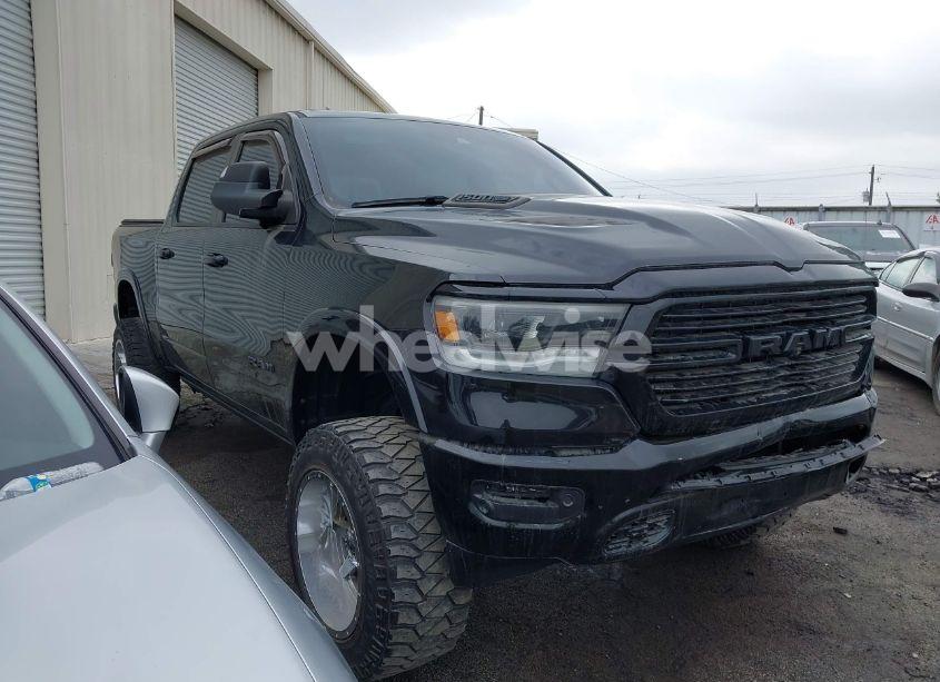 2021 Ram 1500 LARAMIE 4X2 5'7 BOX (VIN 1C6RREJTXMN629722) main photo