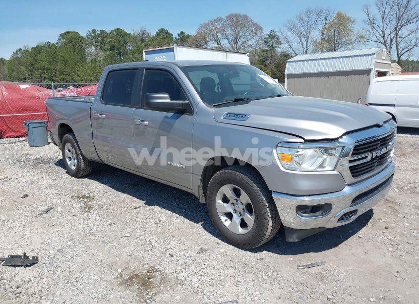 2020 Ram 1500 BIG HORN 4X2 6'4 BOX (VIN 1C6RREMG1LN260813) main photo