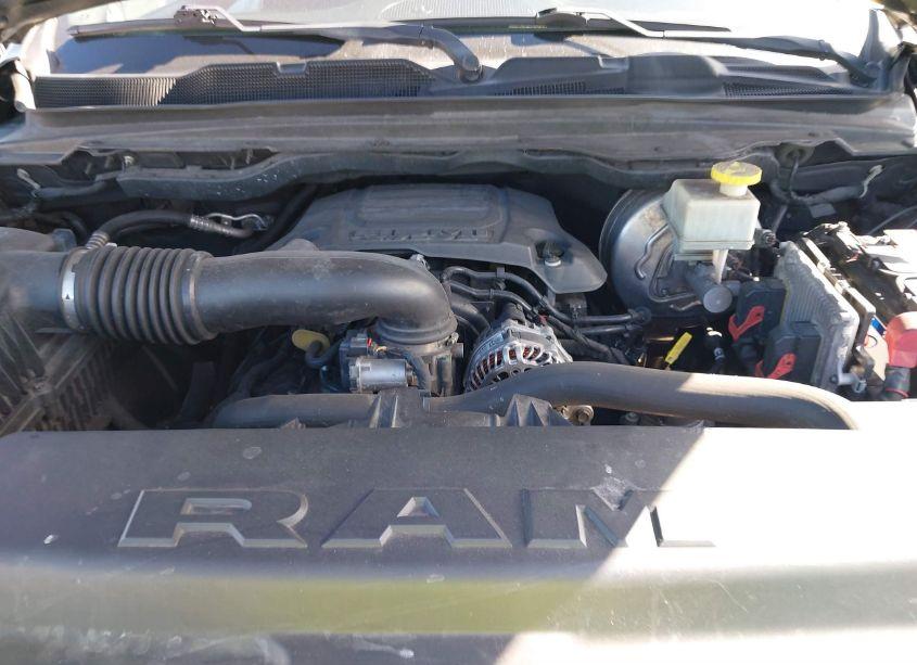 Photo 10 of 2019 Ram 1500 (VIN 1C6RREMT9KN905865)