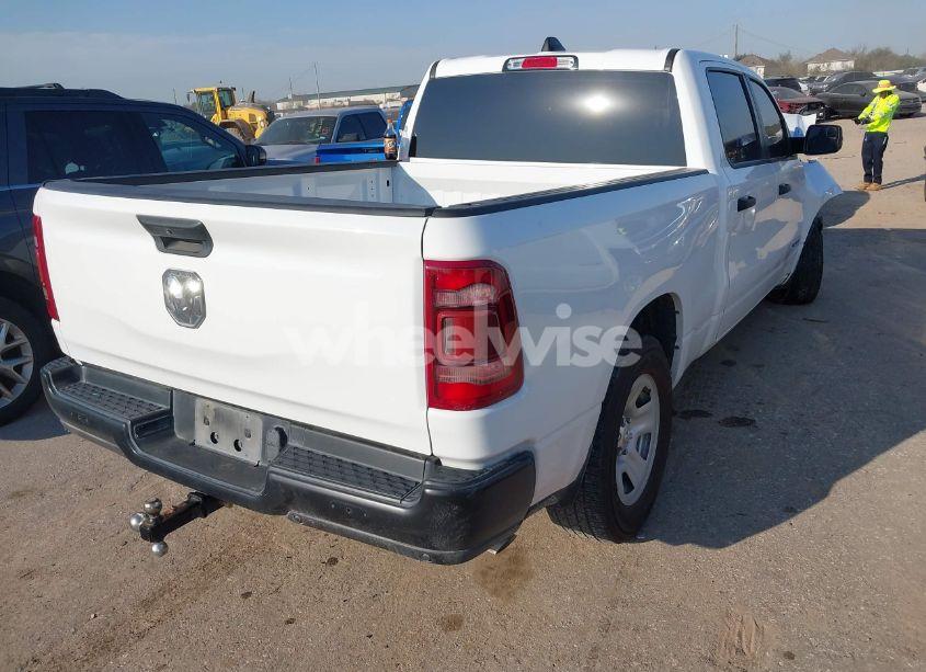 Photo 4 of 2022 Ram 1500 TRADESMAN 4X2 6'4 BOX (VIN 1C6RRENT4NN451320)