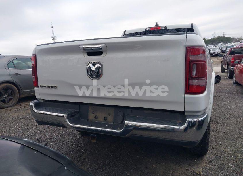 Photo 16 of 2020 Ram 1500 LARAMIE 4X2 6'4 BOX (VIN 1C6RRERG6LN229520)