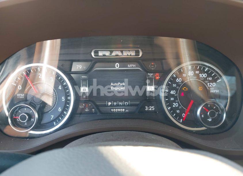 Photo 7 of 2020 Ram 1500 LARAMIE 4X2 6'4 BOX (VIN 1C6RRERG6LN229520)