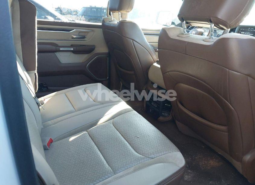 Photo 8 of 2020 Ram 1500 LARAMIE 4X2 6'4 BOX (VIN 1C6RRERG6LN229520)