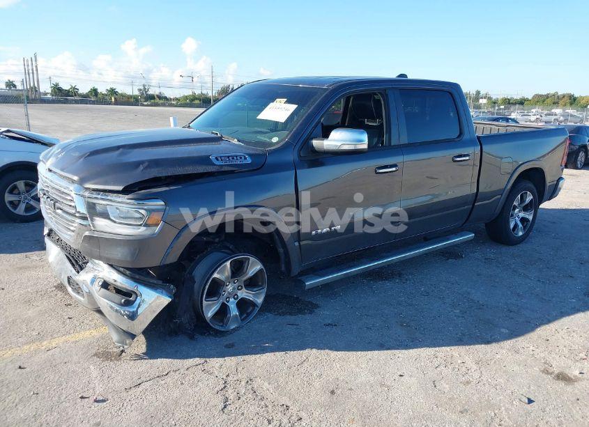 Photo 2 of 2019 Ram 1500 LARAMIE 4X2 6'4 BOX (VIN 1C6RRERT2KN800707)