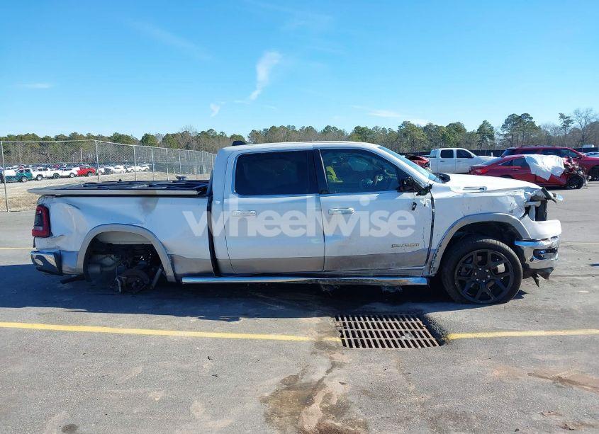 Photo 12 of 2020 Ram 1500 LARAMIE 4X2 6'4 BOX (VIN 1C6RRERT7LN289304)