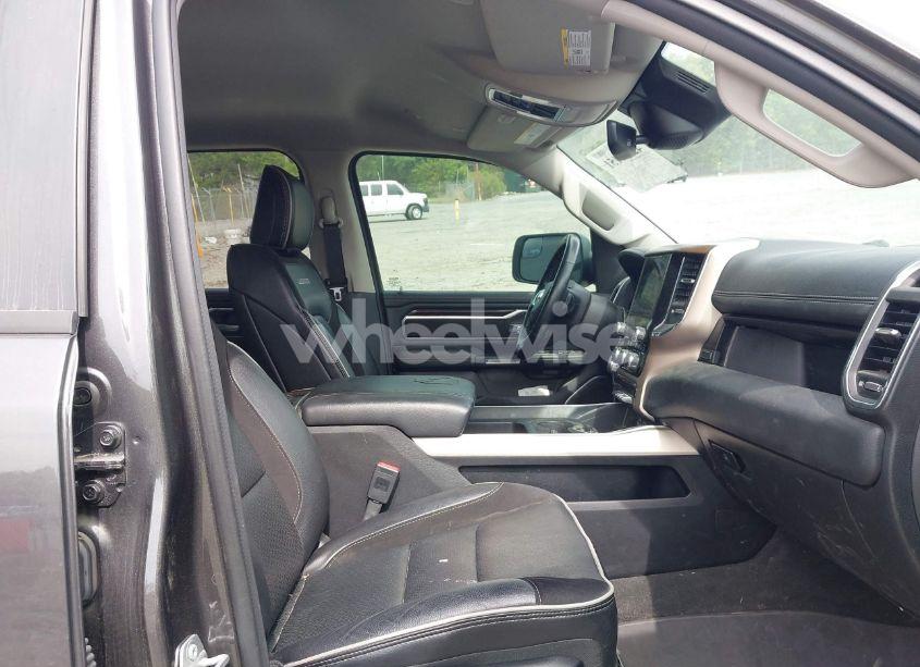 Photo 5 of 2022 Ram 1500 LARAMIE 4X2 6'4 BOX (VIN 1C6RRERTXNN442728)