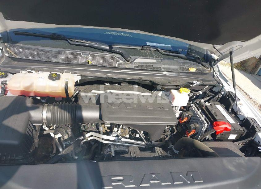 Photo 10 of 2022 Ram 1500 BIG HORN 4X4 6'4 BOX (VIN 1C6RRFBG0NN279137)