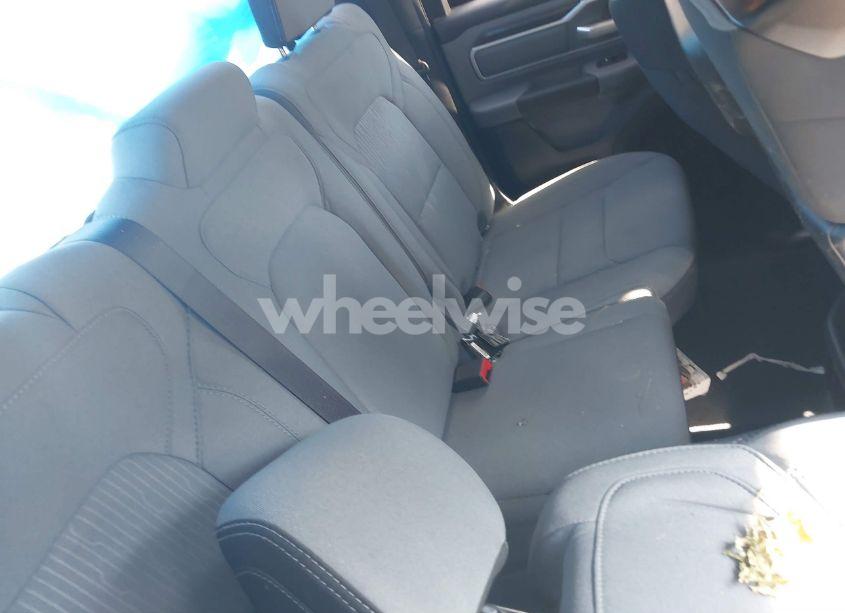 Photo 8 of 2022 Ram 1500 BIG HORN 4X4 6'4 BOX (VIN 1C6RRFBG0NN279137)