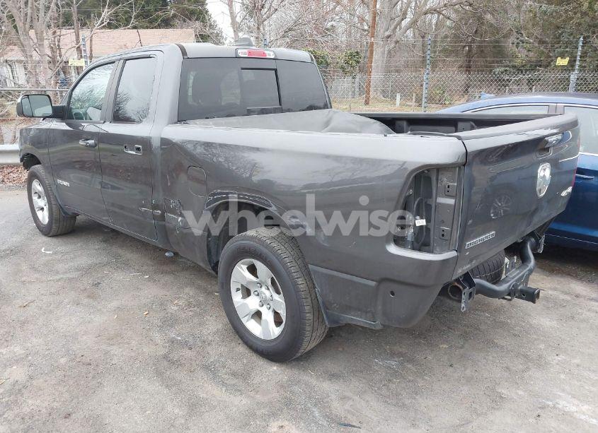 Photo 3 of 2019 Ram 1500 BIG HORN/LONE STAR 4X4 6'4 BOX (VIN 1C6RRFBG1KN911445)