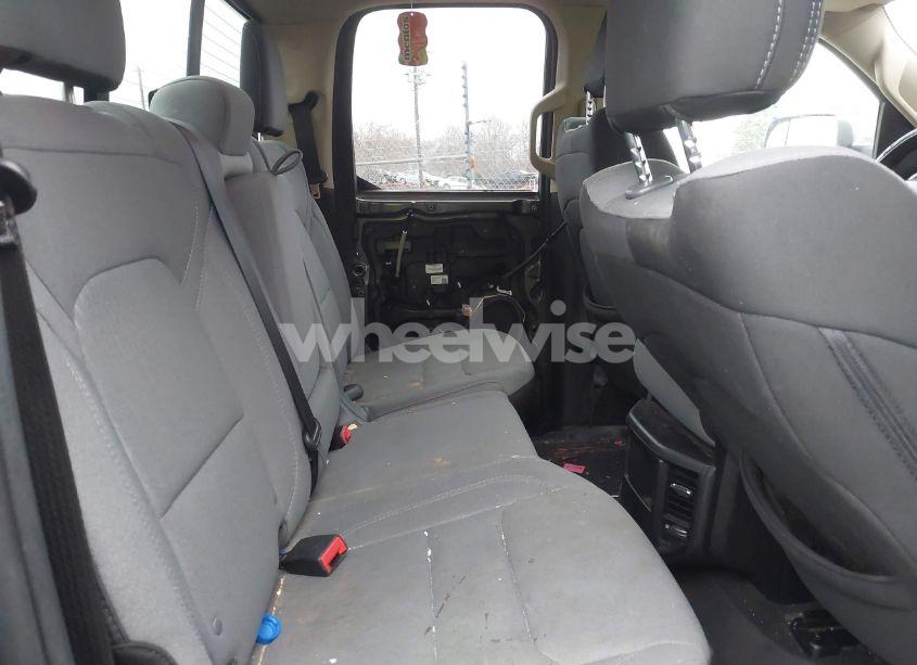 Photo 8 of 2019 Ram 1500 BIG HORN/LONE STAR 4X4 6'4 BOX (VIN 1C6RRFBG1KN911445)