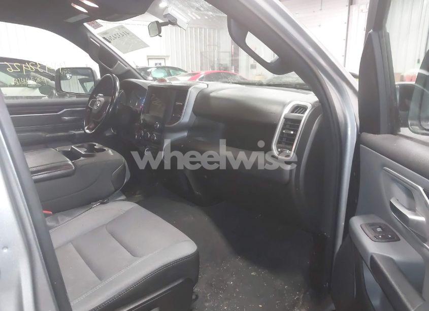 Photo 5 of 2021 Ram 1500 BIG HORN 4X4 6'4 BOX (VIN 1C6RRFBG3MN781025)