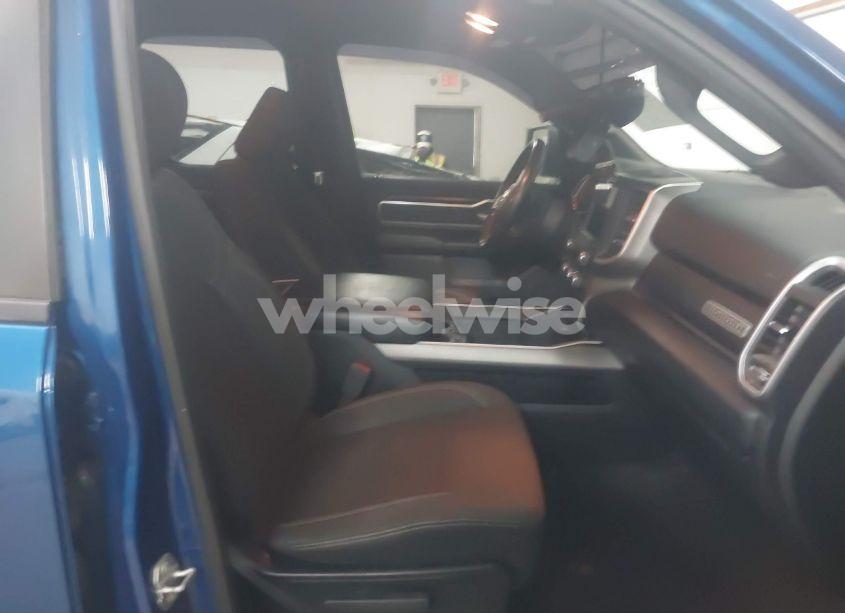 Photo 5 of 2019 Ram 1500 BIG HORN/LONE STAR 4X4 6'4 BOX (VIN 1C6RRFBG4KN784867)