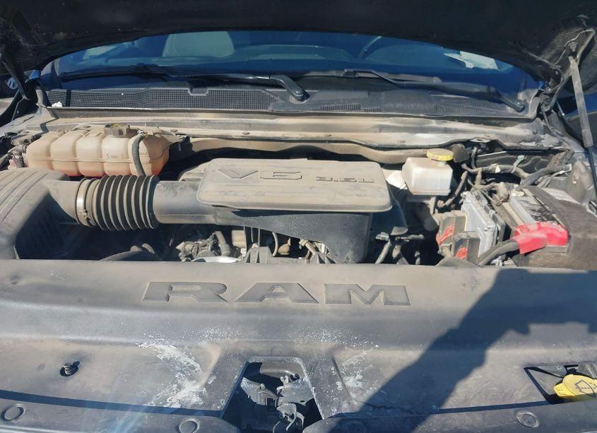 Photo 10 of 2022 Ram 1500 BIG HORN 4X4 6'4 BOX (VIN 1C6RRFBG4NN293378)