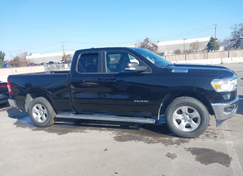 Photo 13 of 2022 Ram 1500 BIG HORN 4X4 6'4 BOX (VIN 1C6RRFBG4NN293378)