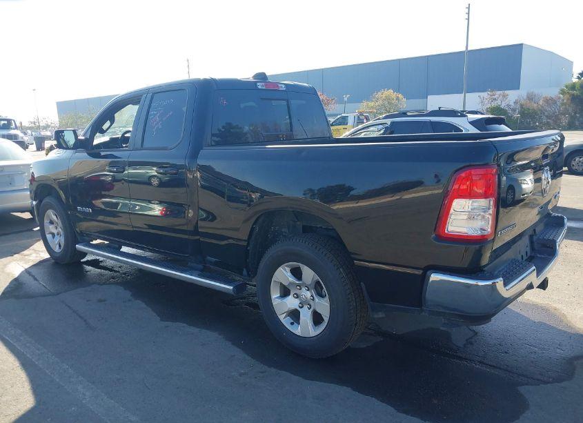 Photo 3 of 2022 Ram 1500 BIG HORN 4X4 6'4 BOX (VIN 1C6RRFBG4NN293378)