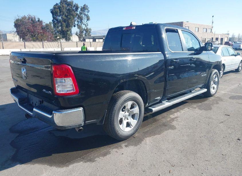 Photo 4 of 2022 Ram 1500 BIG HORN 4X4 6'4 BOX (VIN 1C6RRFBG4NN293378)