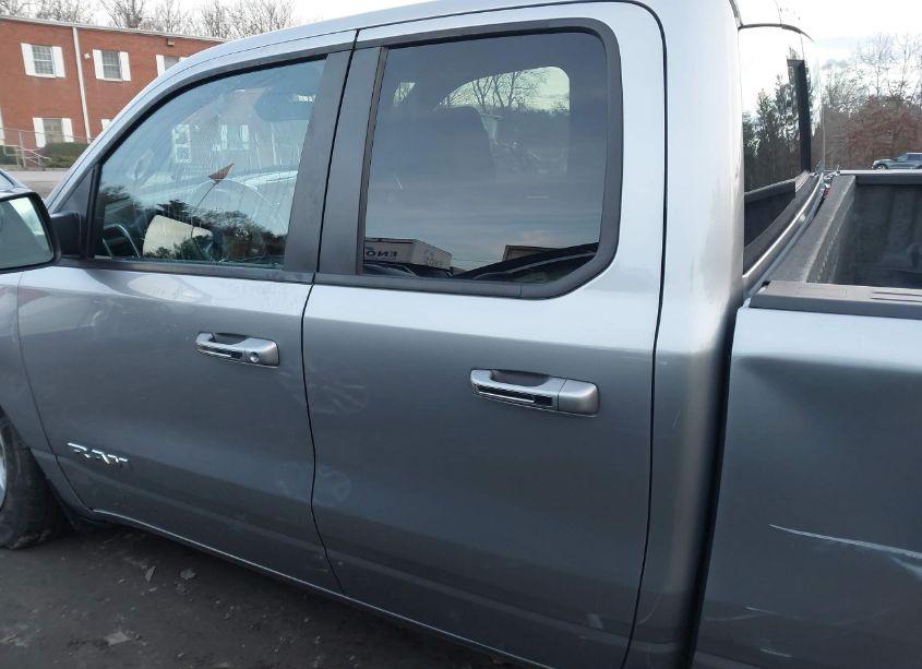 Photo 14 of 2019 Ram 1500 BIG HORN/LONE STAR 4X4 6'4 BOX (VIN 1C6RRFBG5KN885402)