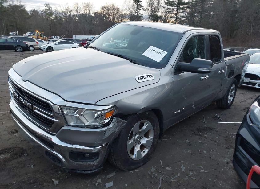 Photo 2 of 2019 Ram 1500 BIG HORN/LONE STAR 4X4 6'4 BOX (VIN 1C6RRFBG5KN885402)