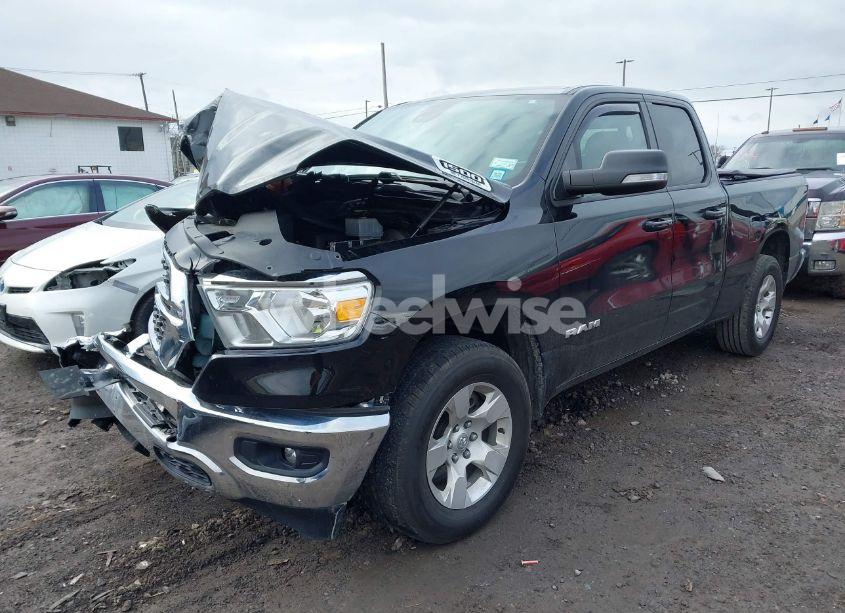 Photo 2 of 2022 Ram 1500 BIG HORN 4X4 6'4 BOX (VIN 1C6RRFBG6NN234588)