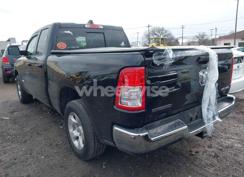 Photo 3 of 2022 Ram 1500 BIG HORN 4X4 6'4 BOX (VIN 1C6RRFBG6NN234588)