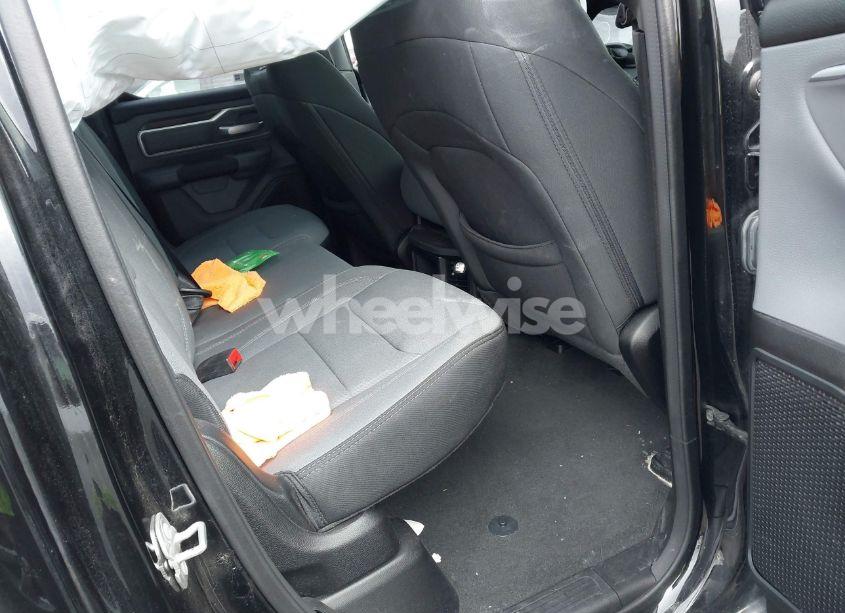 Photo 8 of 2022 Ram 1500 BIG HORN 4X4 6'4 BOX (VIN 1C6RRFBG6NN234588)