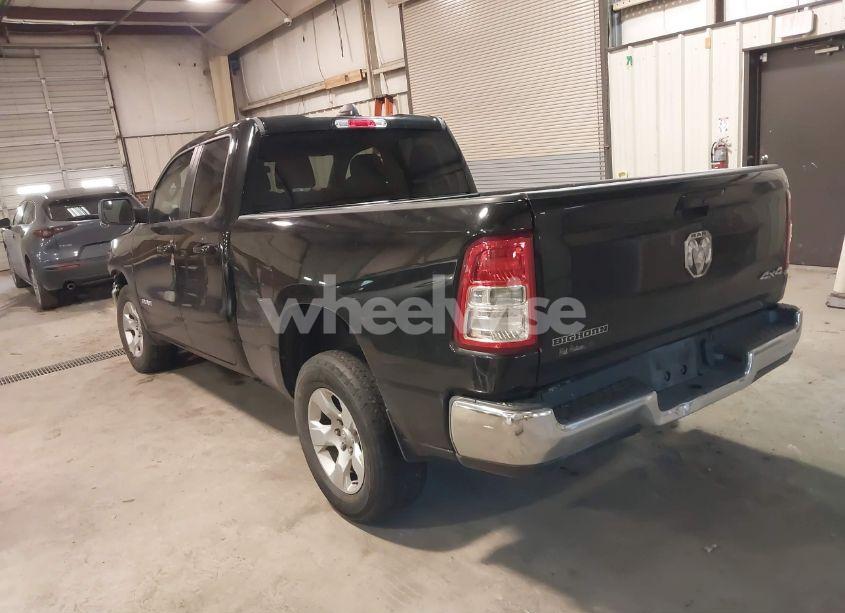 Photo 3 of 2022 Ram 1500 BIG HORN 4X4 6'4 BOX (VIN 1C6RRFBG6NN468729)