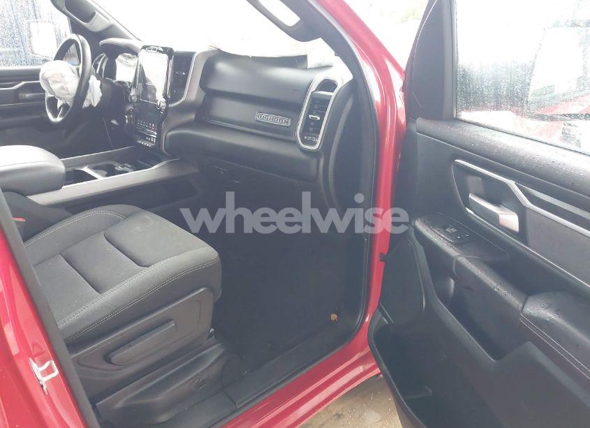 Photo 5 of 2022 Ram 1500 BIG HORN 4X4 6'4 BOX (VIN 1C6RRFBG7NN220702)