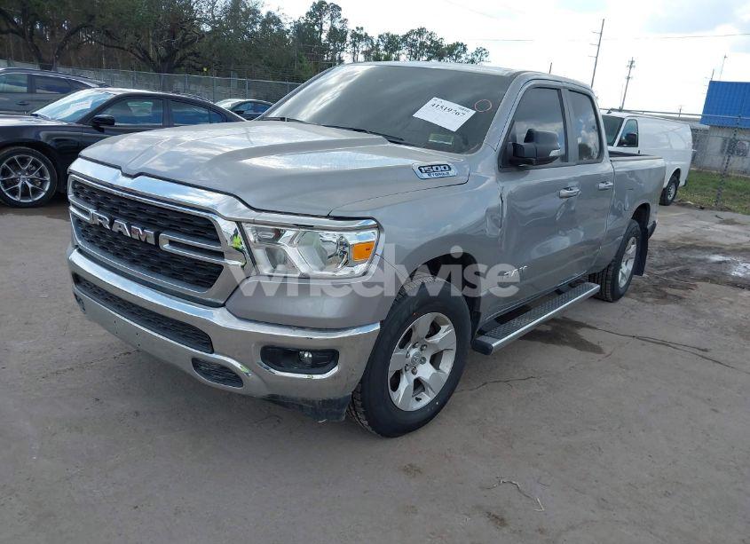 Photo 2 of 2022 Ram 1500 BIG HORN 4X4 6'4 BOX (VIN 1C6RRFBG7NN365478)