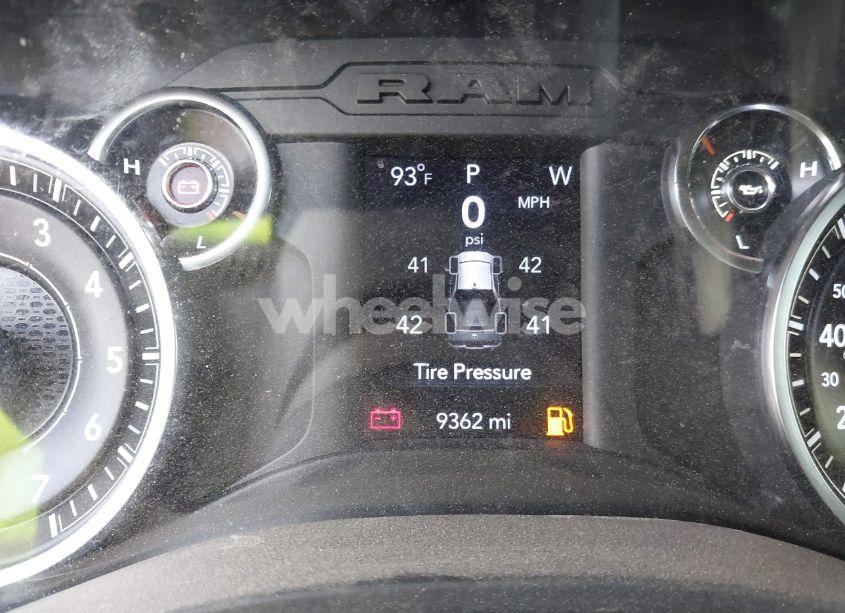 Photo 7 of 2022 Ram 1500 BIG HORN 4X4 6'4 BOX (VIN 1C6RRFBG7NN365478)