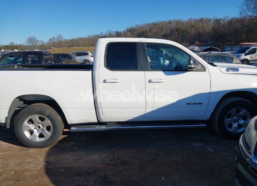 Photo 13 of 2022 Ram 1500 BIG HORN 4X4 6'4 BOX (VIN 1C6RRFBG7NN480436)