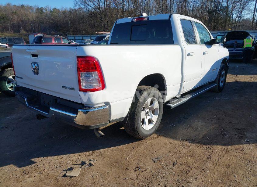 Photo 4 of 2022 Ram 1500 BIG HORN 4X4 6'4 BOX (VIN 1C6RRFBG7NN480436)