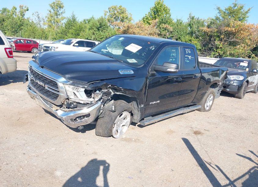 Photo 2 of 2022 Ram 1500 BIG HORN QUAD CAB 4X4 6'4 BOX (VIN 1C6RRFBG7NN480453)