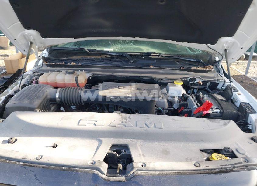 Photo 10 of 2022 Ram 1500 BIG HORN 4X4 6'4 BOX (VIN 1C6RRFBG8NN263624)